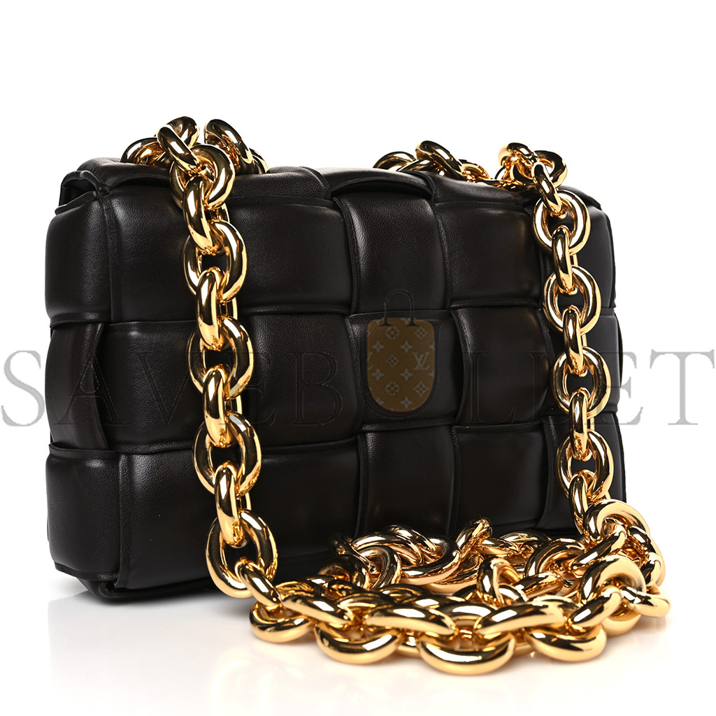 BOTTEGA VENETA NAPPA MAXI INTRECCIO PADDED CASSETTE CROSSBODY BAG FONDANT (25*16*7cm) BOTTEGA VENETA NAPPA MAXI INTRECCIO PADDED CASSETTE CROSSBODY BAG FONDANT (25*16*7cm)